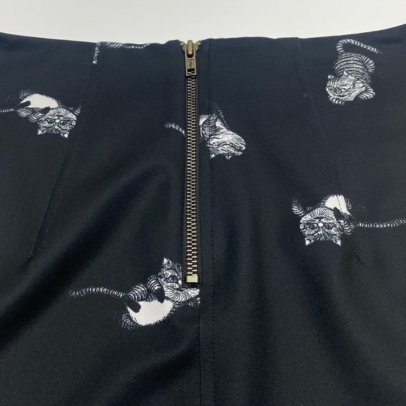 Disney Alice Through The Looking Glass Black Skirt W 8 Back Zip Pockets CATS - Picture 5 of 14
